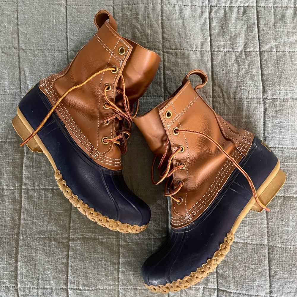 L.L.Bean Women’s 8” Boots Tan/Navy Size W6